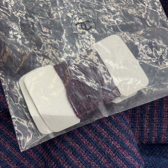 Chanel Blue / Purple 2008 Crystal CC Dot Pattern Fringe Cashmere Knit Scarf - Picture 11 of 12